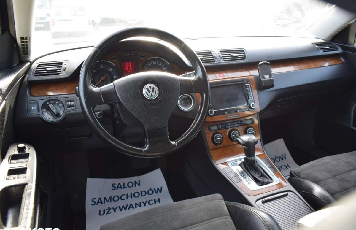 Volkswagen Passat cena 19900 przebieg: 301139, rok produkcji 2006 z Tczew małe 742